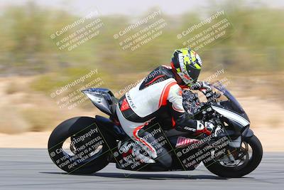 media/Mar-28-2022-Superbike Trackdays (Mon) [[b8603d0f67]]/Advanced Group (1pm-130pm)/Turn 9/